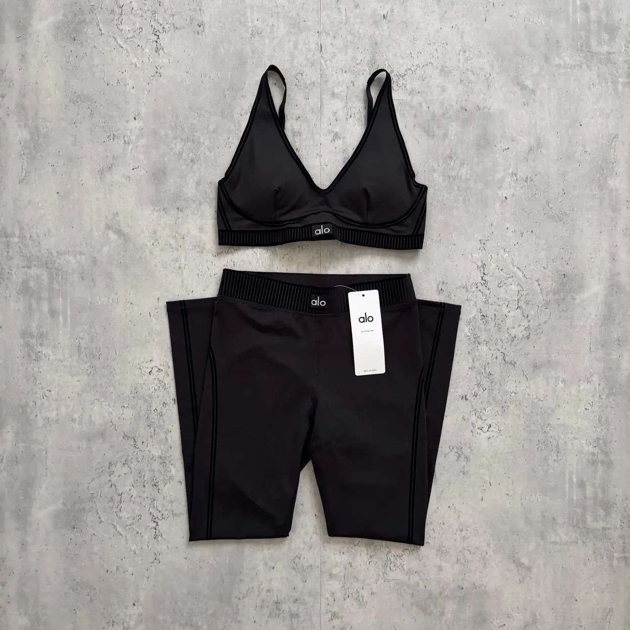 SET COMPLETO TOP E LEGGINGS